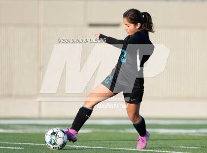 Thumbnail 2 in Lamar vs. Pebble Hills (Blue Raider Invitational) photogallery.