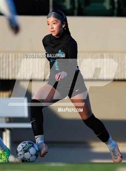 Thumbnail 1 in Lamar vs. Pebble Hills (Blue Raider Invitational) photogallery.
