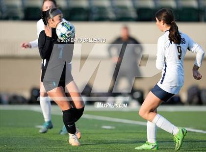 Thumbnail 2 in Lamar vs. Pebble Hills (Blue Raider Invitational) photogallery.