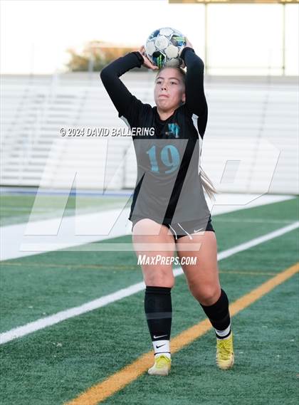 Thumbnail 1 in Lamar vs. Pebble Hills (Blue Raider Invitational) photogallery.