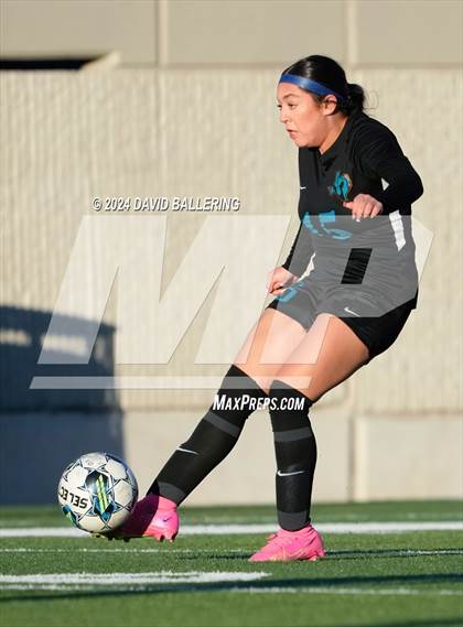 Thumbnail 2 in Lamar vs. Pebble Hills (Blue Raider Invitational) photogallery.