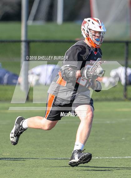 Thumbnail 2 in JV: Staples vs Ridgefield photogallery.