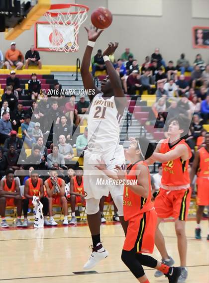 Thumbnail 1 in Corona del Sol vs. Christ the King (Hoophall West Invitational) photogallery.