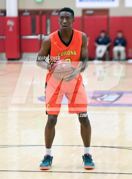 Thumbnail 2 in Corona del Sol vs. Christ the King (Hoophall West Invitational) photogallery.