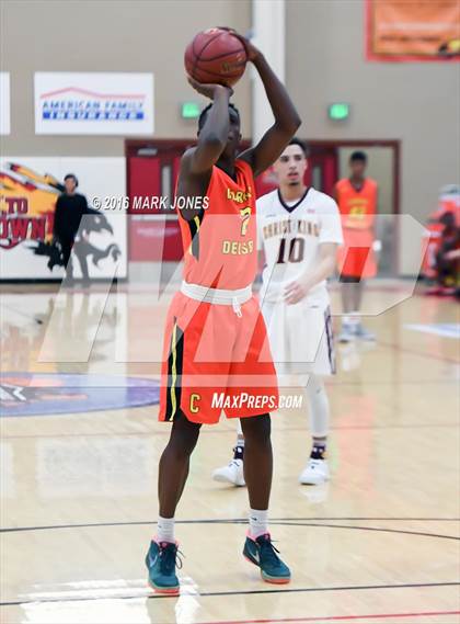 Thumbnail 2 in Corona del Sol vs. Christ the King (Hoophall West Invitational) photogallery.