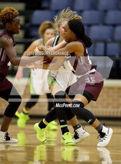 Thumbnail 3 in Mansfield Timberview vs Birdville photogallery.