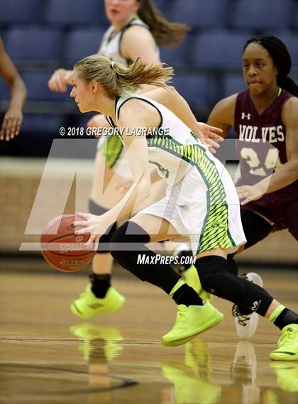 Thumbnail 1 in Mansfield Timberview vs Birdville photogallery.