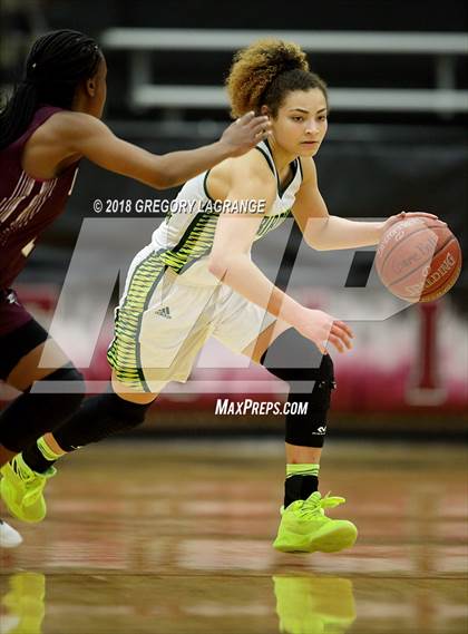Thumbnail 1 in Mansfield Timberview vs Birdville photogallery.