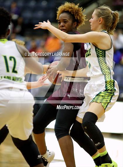 Thumbnail 2 in Mansfield Timberview vs Birdville photogallery.