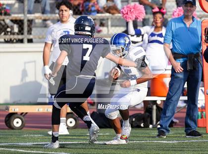 Thumbnail 1 in Burbank @ Crescenta Valley photogallery.