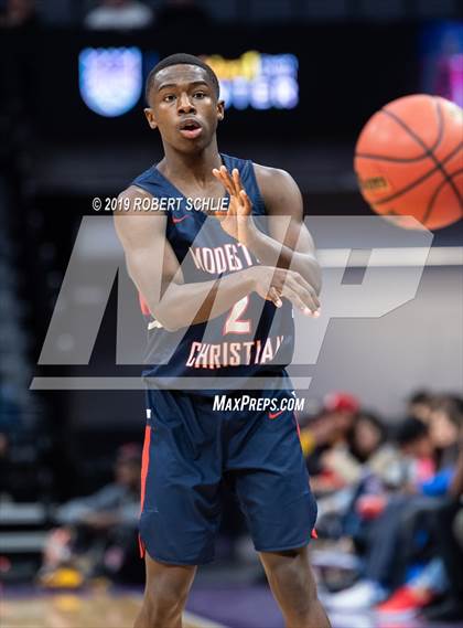 Thumbnail 2 in Sheldon vs. Modesto Christian (CIF SJS D1 Final) photogallery.