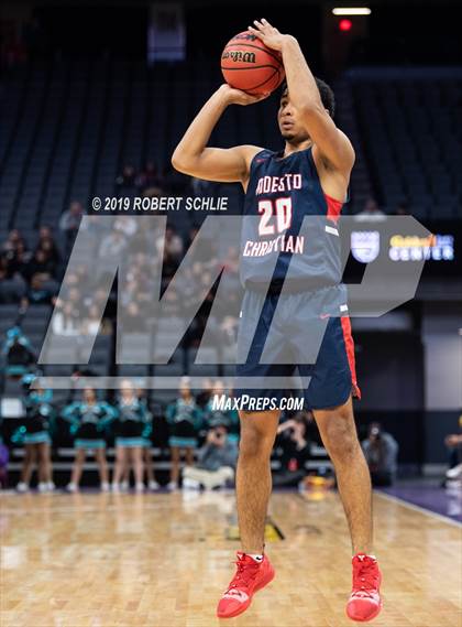 Thumbnail 1 in Sheldon vs. Modesto Christian (CIF SJS D1 Final) photogallery.