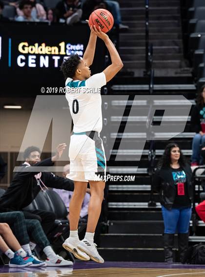Thumbnail 2 in Sheldon vs. Modesto Christian (CIF SJS D1 Final) photogallery.