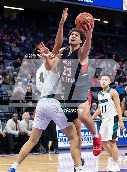 Thumbnail 1 in Sheldon vs. Modesto Christian (CIF SJS D1 Final) photogallery.