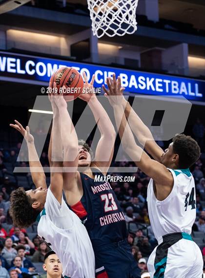 Thumbnail 1 in Sheldon vs. Modesto Christian (CIF SJS D1 Final) photogallery.