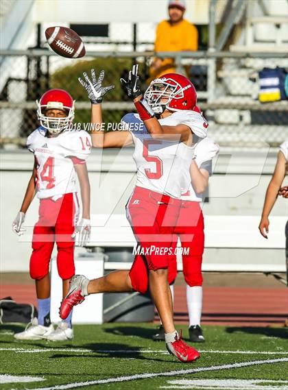 Thumbnail 2 in Burroughs @ Crescenta Valley photogallery.