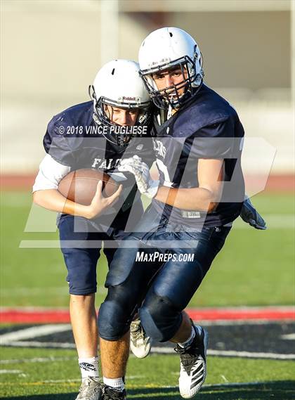 Thumbnail 2 in Burroughs @ Crescenta Valley photogallery.