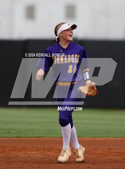Thumbnail 3 in West Lauderdale vs. Purvis (MHSAA 4A Final) photogallery.