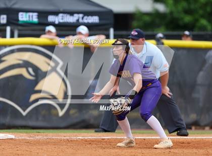 Thumbnail 1 in West Lauderdale vs. Purvis (MHSAA 4A Final) photogallery.