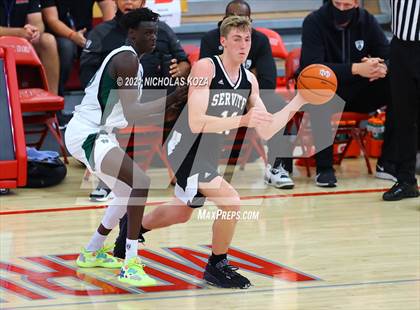 Thumbnail 3 in Servite vs. Fairmont Prep (Mater Dei Extravaganza) photogallery.
