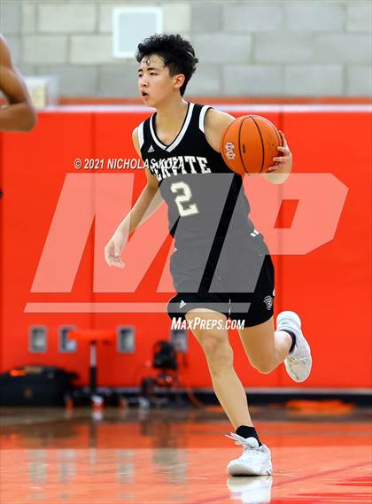 Thumbnail 1 in Servite vs. Fairmont Prep (Mater Dei Extravaganza) photogallery.