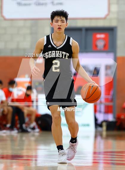 Thumbnail 2 in Servite vs. Fairmont Prep (Mater Dei Extravaganza) photogallery.