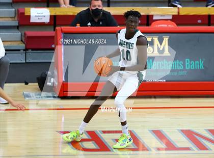 Thumbnail 3 in Servite vs. Fairmont Prep (Mater Dei Extravaganza) photogallery.