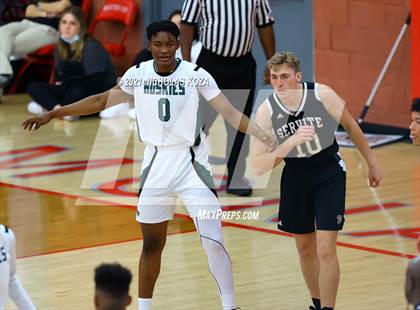 Thumbnail 3 in Servite vs. Fairmont Prep (Mater Dei Extravaganza) photogallery.