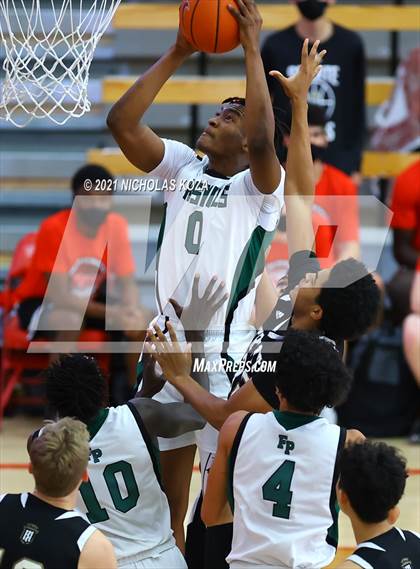 Thumbnail 1 in Servite vs. Fairmont Prep (Mater Dei Extravaganza) photogallery.