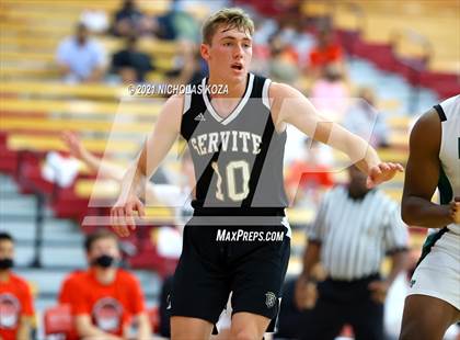 Thumbnail 3 in Servite vs. Fairmont Prep (Mater Dei Extravaganza) photogallery.