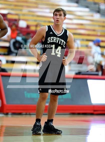 Thumbnail 2 in Servite vs. Fairmont Prep (Mater Dei Extravaganza) photogallery.