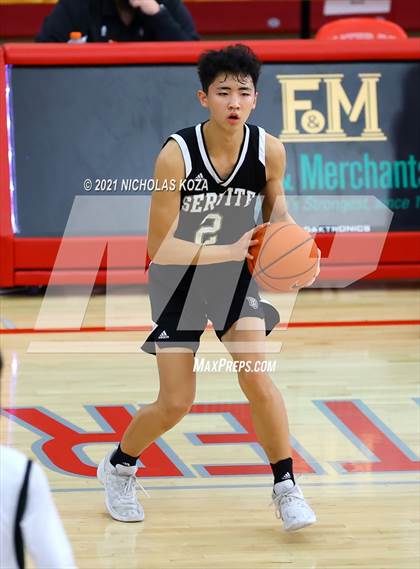 Thumbnail 2 in Servite vs. Fairmont Prep (Mater Dei Extravaganza) photogallery.