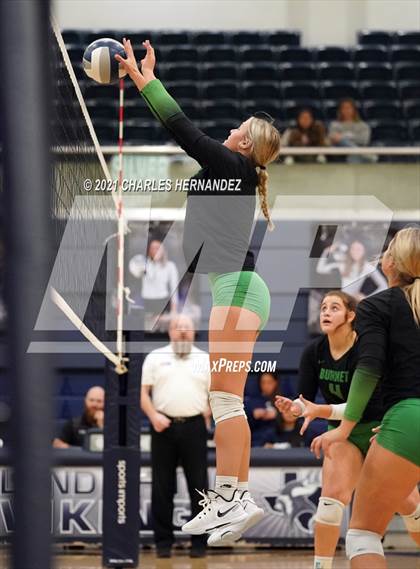 Thumbnail 1 in Rusk vs. Burnet (UIL 4A Area Playoff) photogallery.