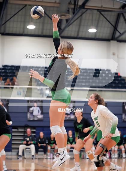 Thumbnail 1 in Rusk vs. Burnet (UIL 4A Area Playoff) photogallery.