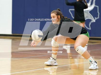Thumbnail 2 in Rusk vs. Burnet (UIL 4A Area Playoff) photogallery.