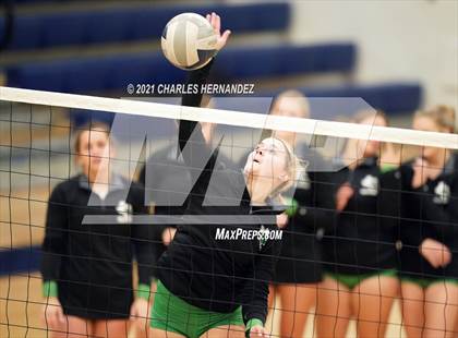 Thumbnail 2 in Rusk vs. Burnet (UIL 4A Area Playoff) photogallery.