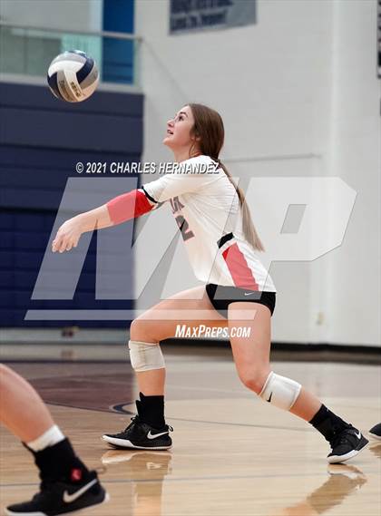 Thumbnail 2 in Rusk vs. Burnet (UIL 4A Area Playoff) photogallery.