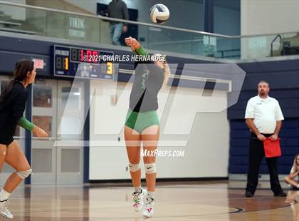 Thumbnail 3 in Rusk vs. Burnet (UIL 4A Area Playoff) photogallery.