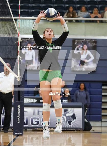 Thumbnail 2 in Rusk vs. Burnet (UIL 4A Area Playoff) photogallery.