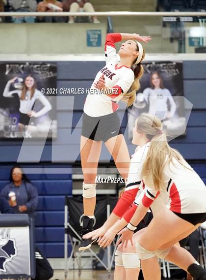 Thumbnail 1 in Rusk vs. Burnet (UIL 4A Area Playoff) photogallery.