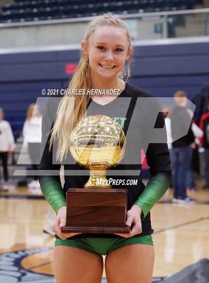 Thumbnail 1 in Rusk vs. Burnet (UIL 4A Area Playoff) photogallery.