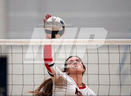Thumbnail 3 in Rusk vs. Burnet (UIL 4A Area Playoff) photogallery.