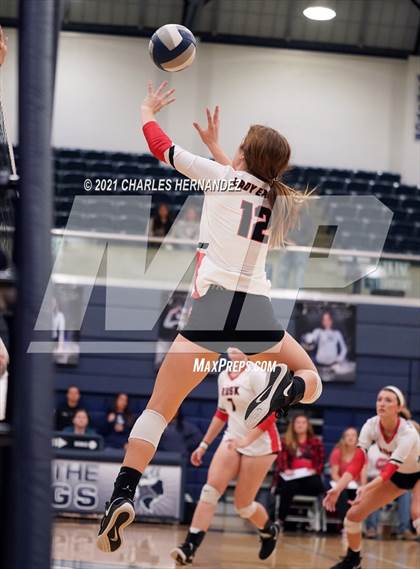 Thumbnail 3 in Rusk vs. Burnet (UIL 4A Area Playoff) photogallery.