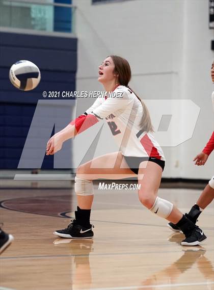 Thumbnail 3 in Rusk vs. Burnet (UIL 4A Area Playoff) photogallery.