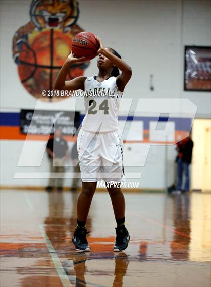 Thumbnail 1 in Isabella vs Jemison (Chilton County Tournament) photogallery.