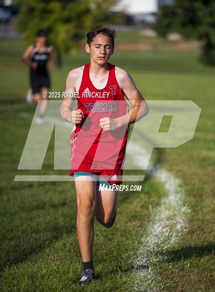 Thumbnail 3 in Independence City Championships photogallery.