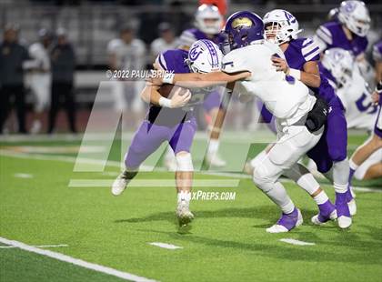 Thumbnail 3 in Shiner v Mason (UIL 2A D1 Area Round Playoff) photogallery.