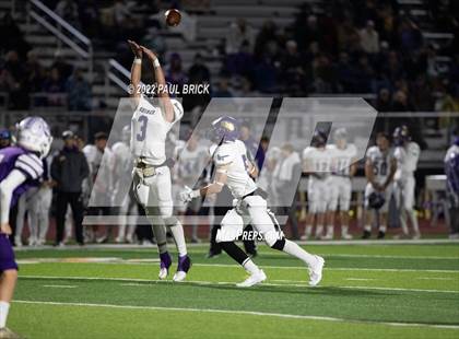 Thumbnail 3 in Shiner v Mason (UIL 2A D1 Area Round Playoff) photogallery.