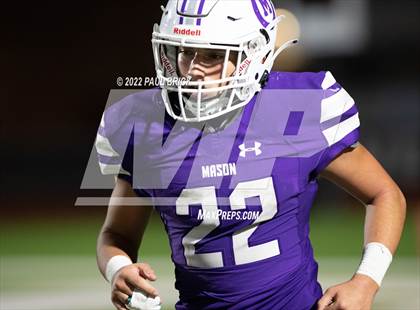 Thumbnail 3 in Shiner v Mason (UIL 2A D1 Area Round Playoff) photogallery.