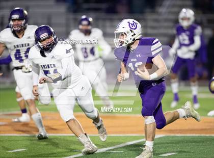 Thumbnail 2 in Shiner v Mason (UIL 2A D1 Area Round Playoff) photogallery.